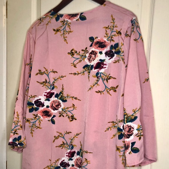 Floral Kimono with 3/4 Sleeves - Picture 7 of 11